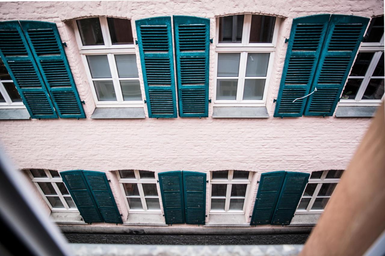 Altstadt Apartment Alisa Düsseldorf Exterior foto